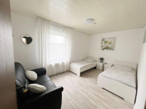 Cozy Workers Apartment in Siegburg